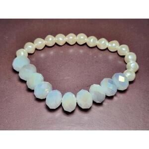 Costume Jewelry Beaded Stretch Bracelet White Pearl Irridescent Opalite Crystal